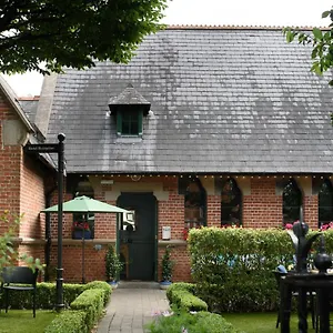 **** Hotel Schoolhouse Ireland